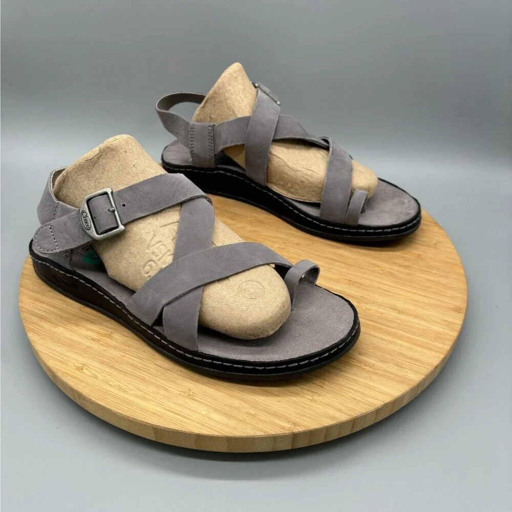 Chaco Wayfarer Sandals Womens Size 8 Gray Leather Loop Buckle Strap On Casual - Picture 1 of 10